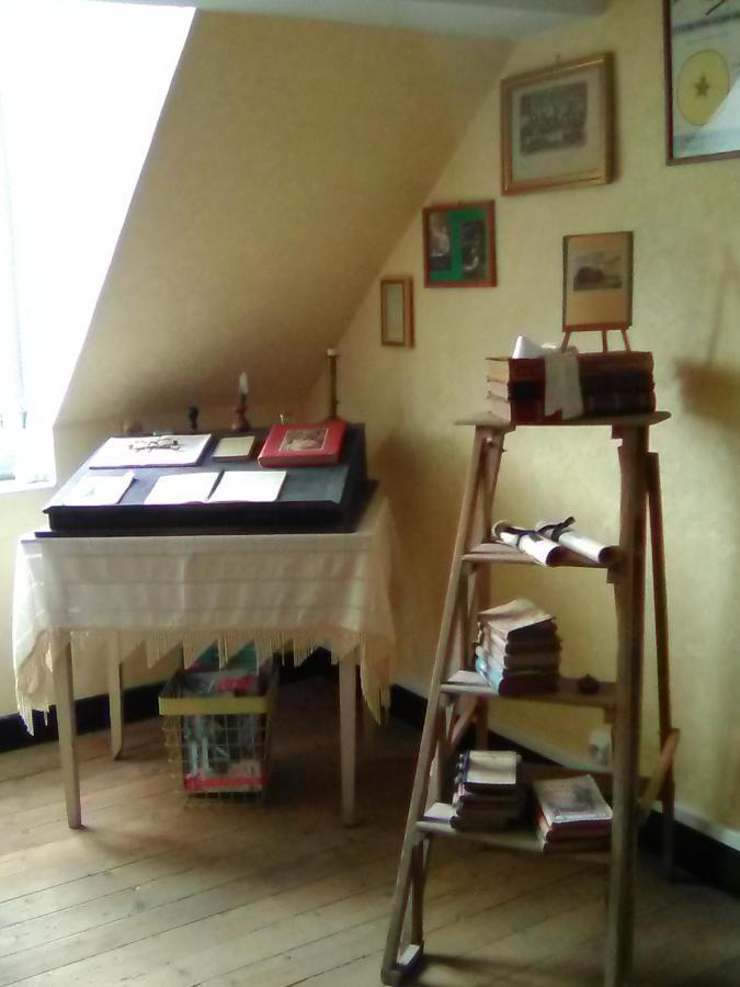 L'Ajoussienne Villa ภายนอก รูปภาพ