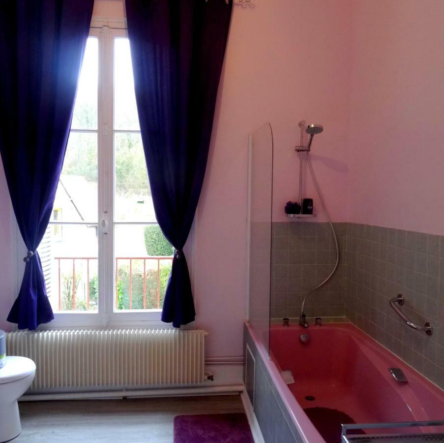 L'Ajoussienne Villa ภายนอก รูปภาพ