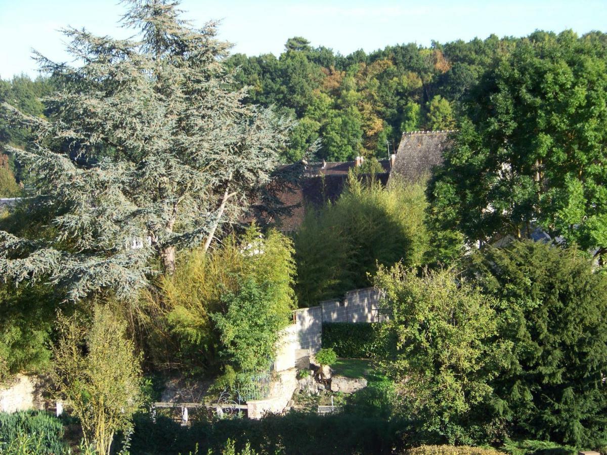 L'Ajoussienne Villa ภายนอก รูปภาพ
