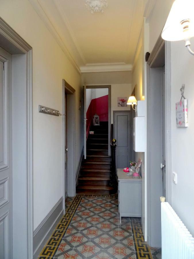 L'Ajoussienne Villa ภายนอก รูปภาพ