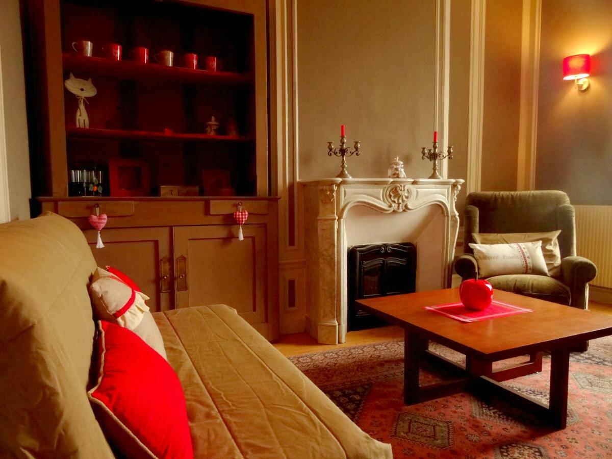 L'Ajoussienne Villa ภายนอก รูปภาพ